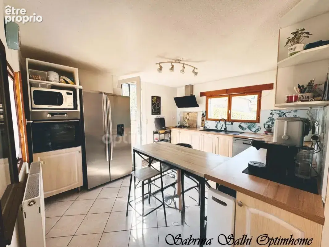 Maison de caractère atypique – 7 pièces avec Terrain  Quincié-en-Beaujolais 69430 - photo 3
