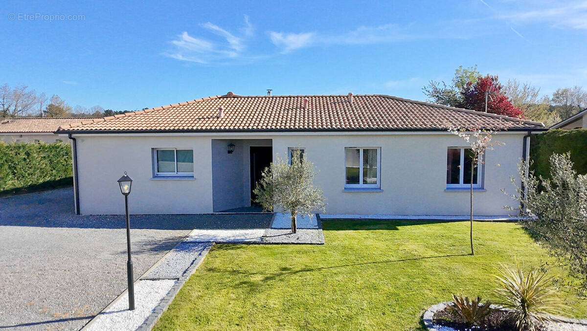 Maison à SAINT-SEURIN-SUR-L'ISLE