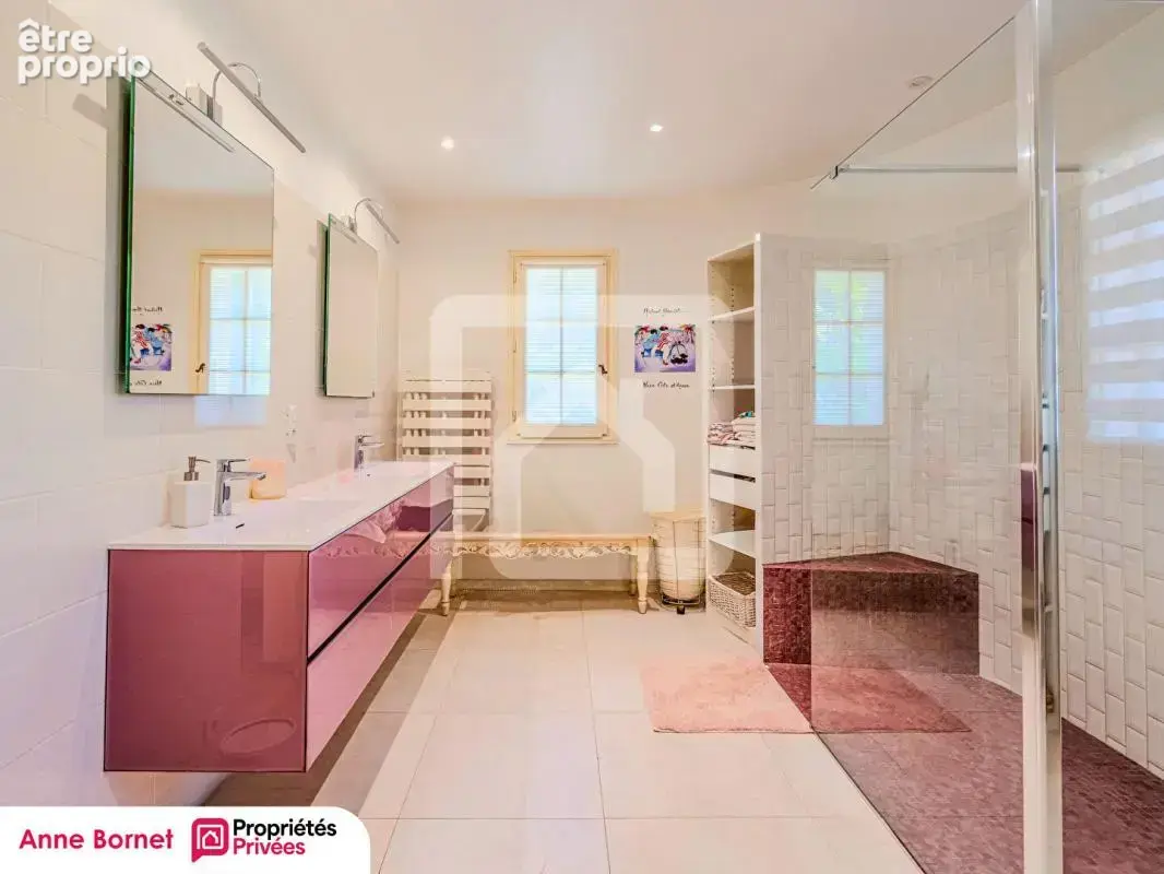 Propriété 7 pièces 301 m2 avec parc paysager et piscine - LE ROURET - photo 13