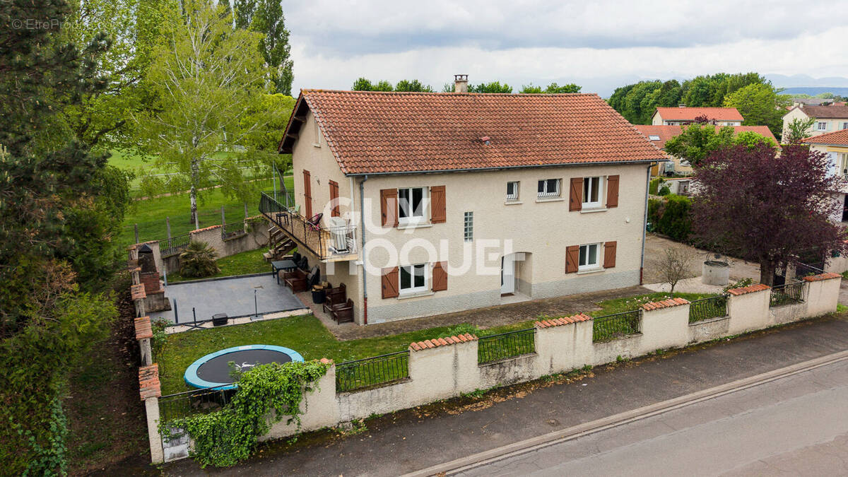 Maison à CHAPPES