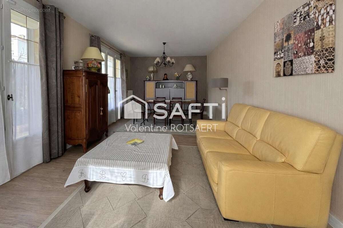 Photo 2 - Maison à COMPIEGNE