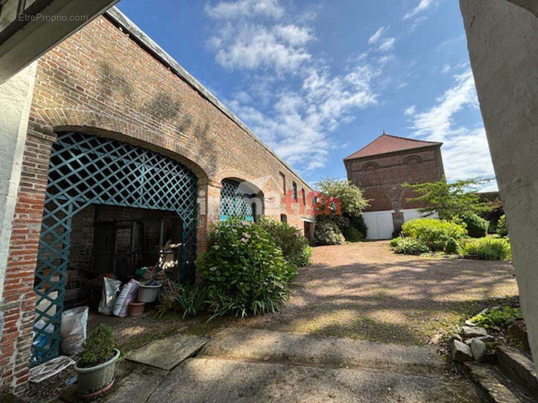 Maison à BEAUCHAMPS