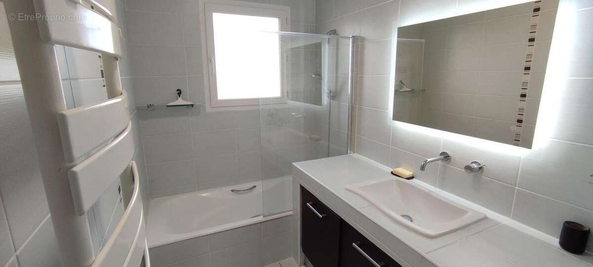 Maison à VIC-EN-BIGORRE