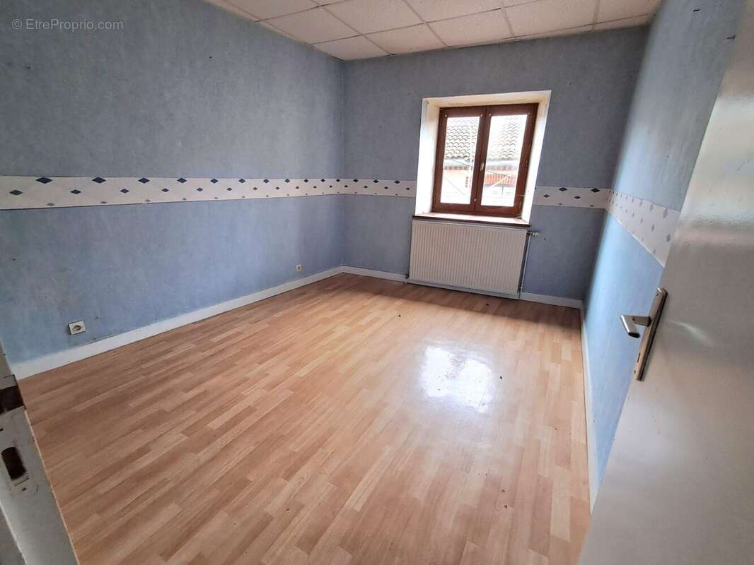 Maison à USSON-EN-FOREZ