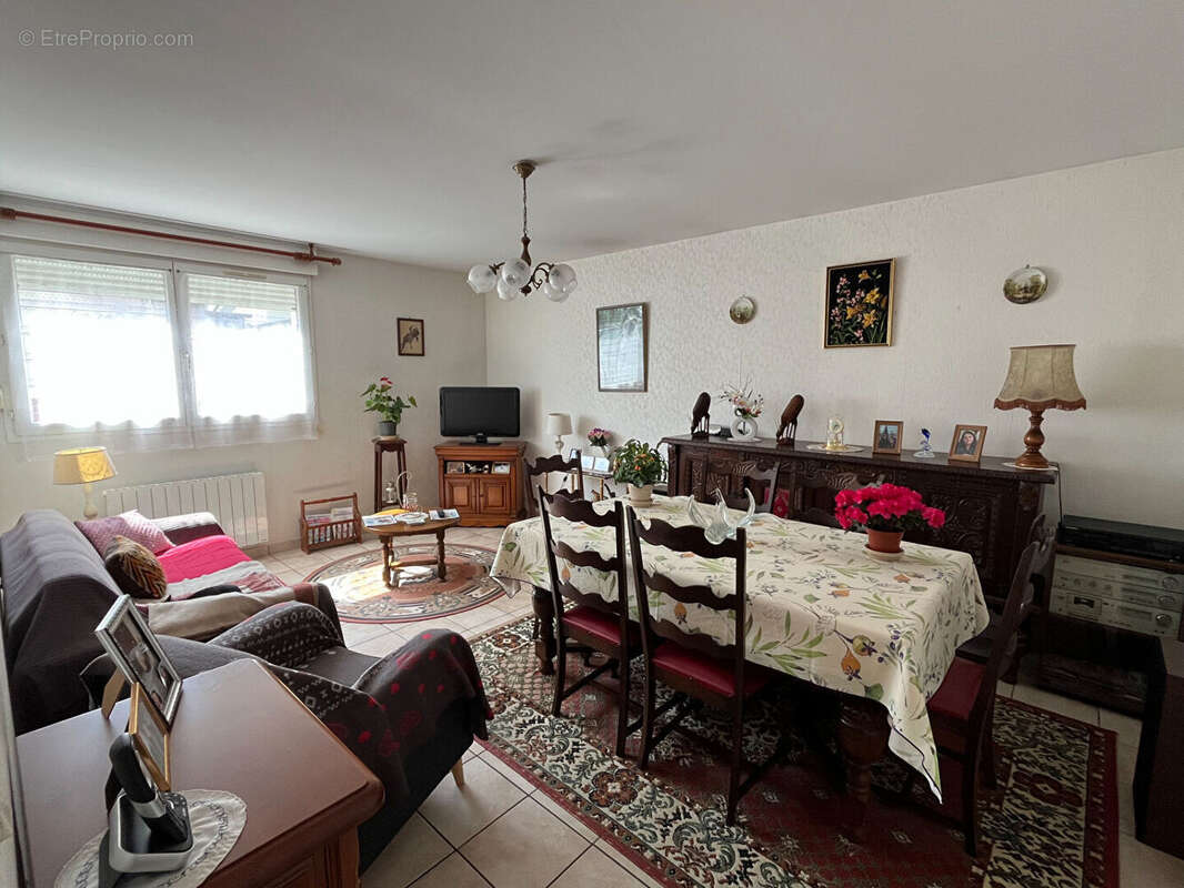 Appartement à SERMOISE-SUR-LOIRE