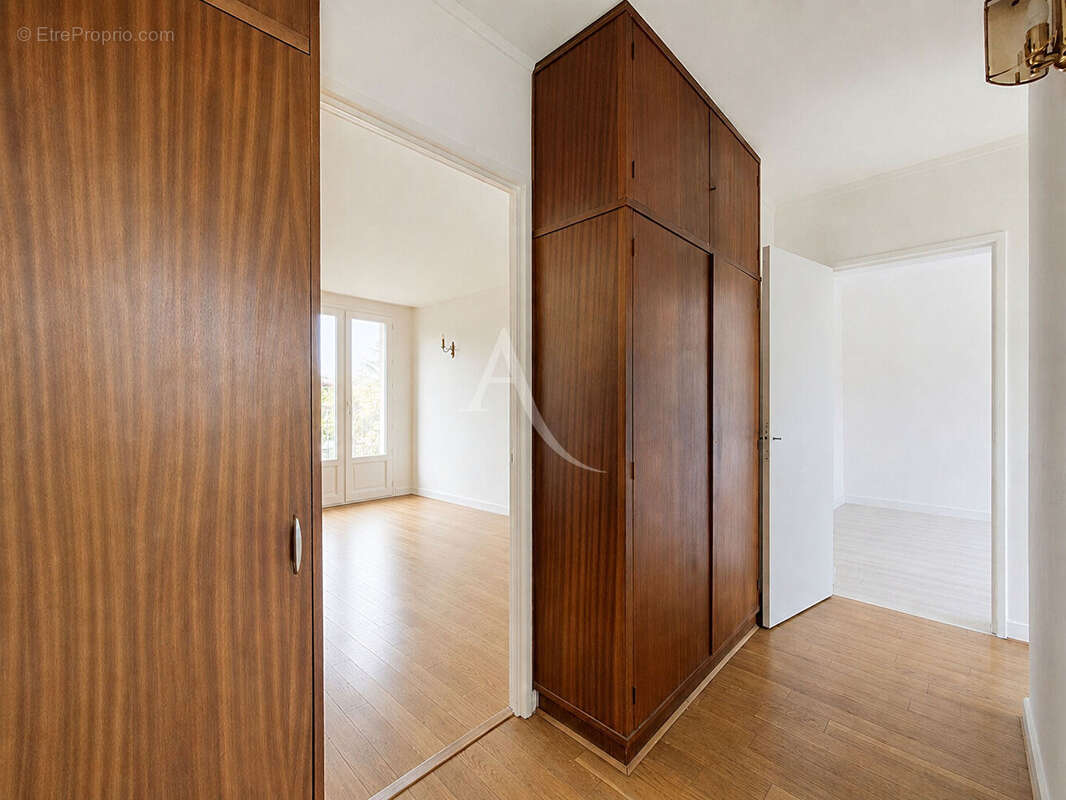 Appartement 3 pièces de 54.97 m² - Saint-Germain-en-Laye - photo 11