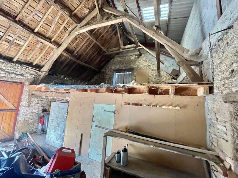 Maison à JUGEALS-NAZARETH