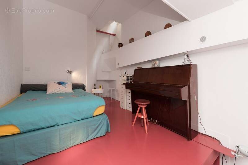 Appartement à PARIS-9E