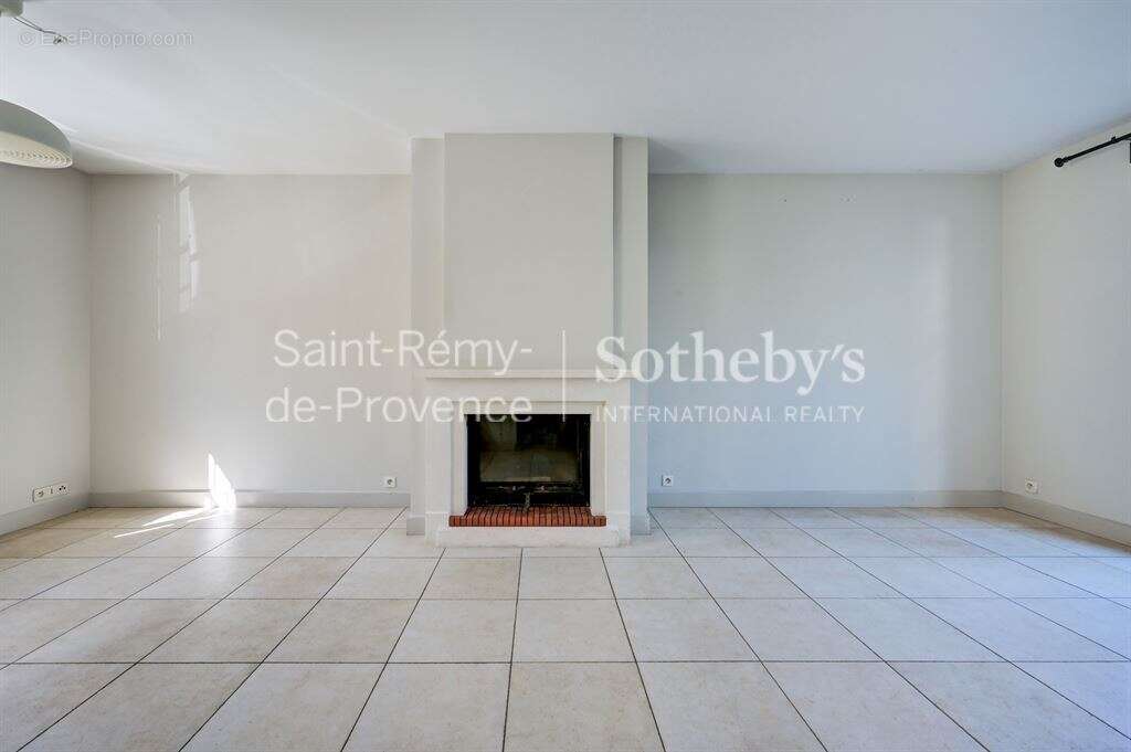 Saint-Rémy-de-Provence – Résidence privée à pied du centre du village - photo 6