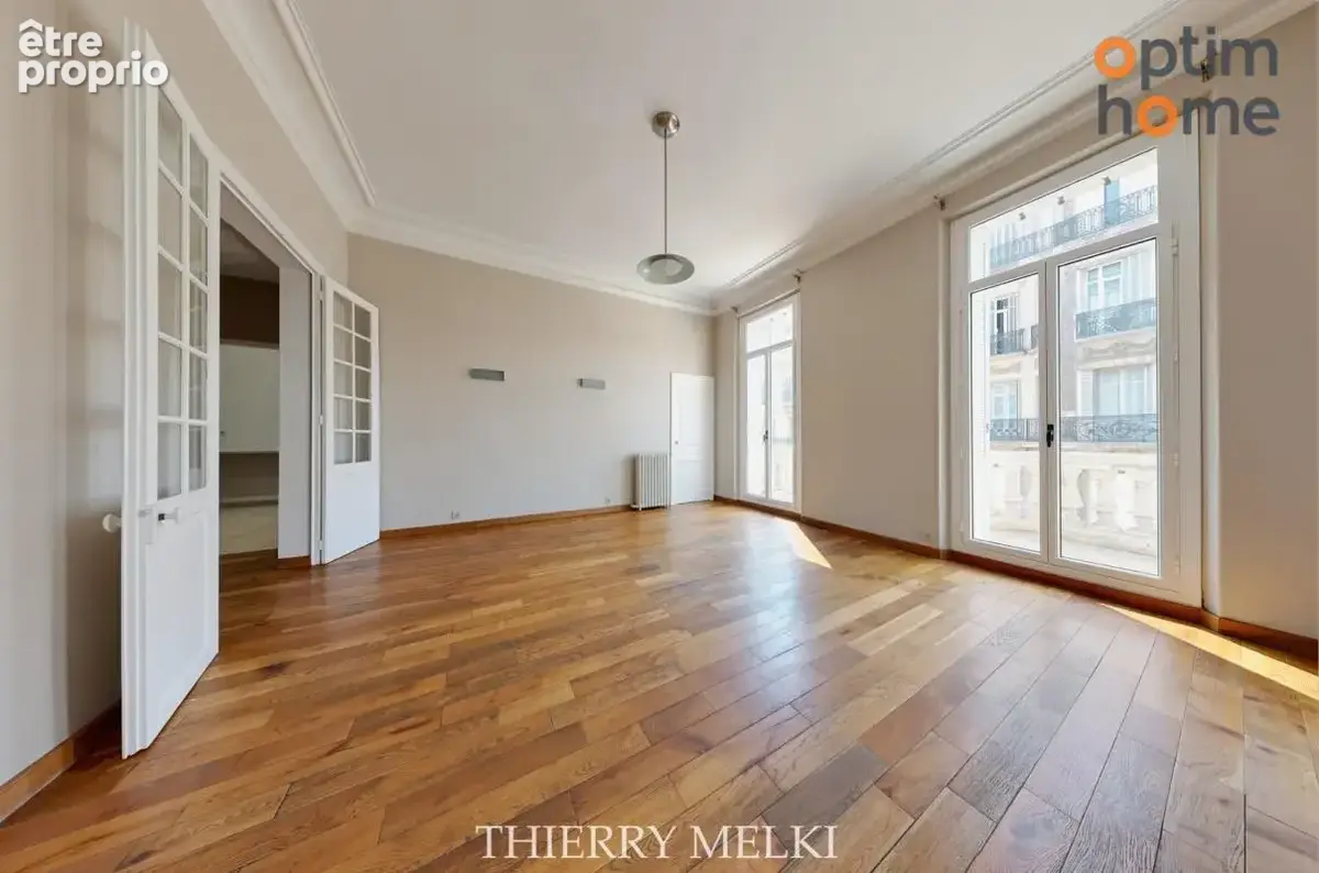 Appartement T3/4 98 m2 - Profession Libérale ou Résidence Principale - Carré d'Or Marseille 8ième - photo 5