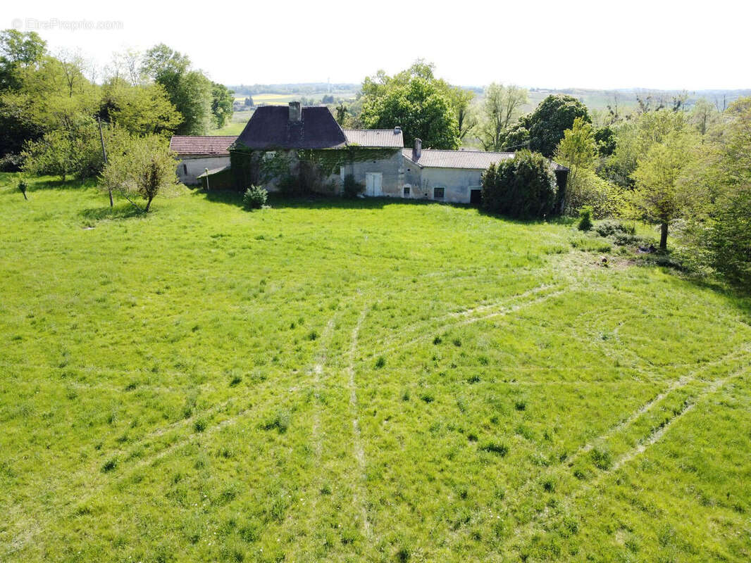Maison à MIRAMBEAU