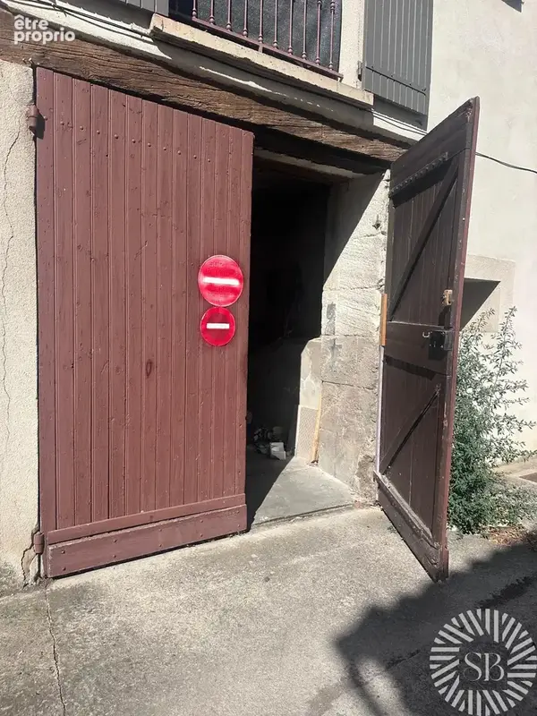 Maison de ville avec cour et grand garage séparés - photo 2