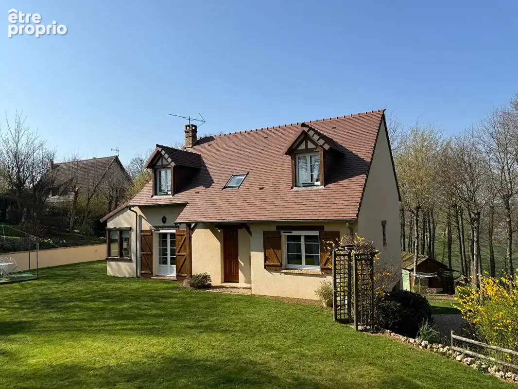 Maison à SAINT-LUBIN-DES-JONCHERETS