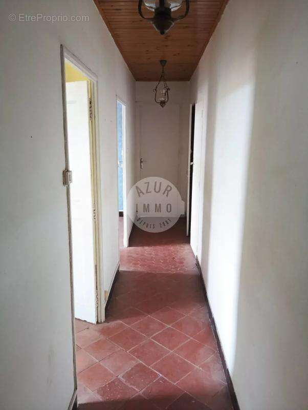 Appartement à SAINT-ZACHARIE