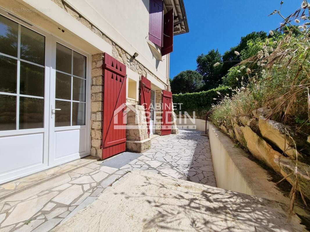 Appartement à LE BOUSCAT