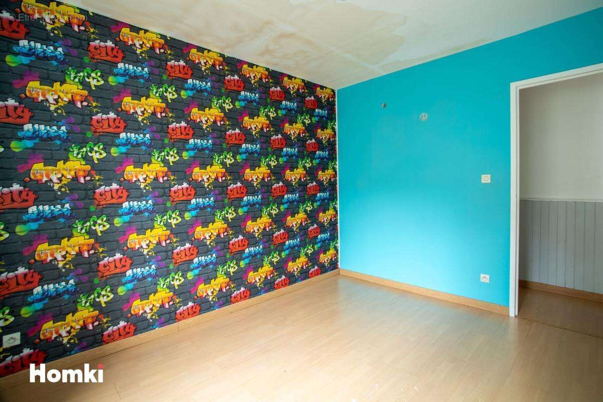 Appartement à LA SEAUVE-SUR-SEMENE