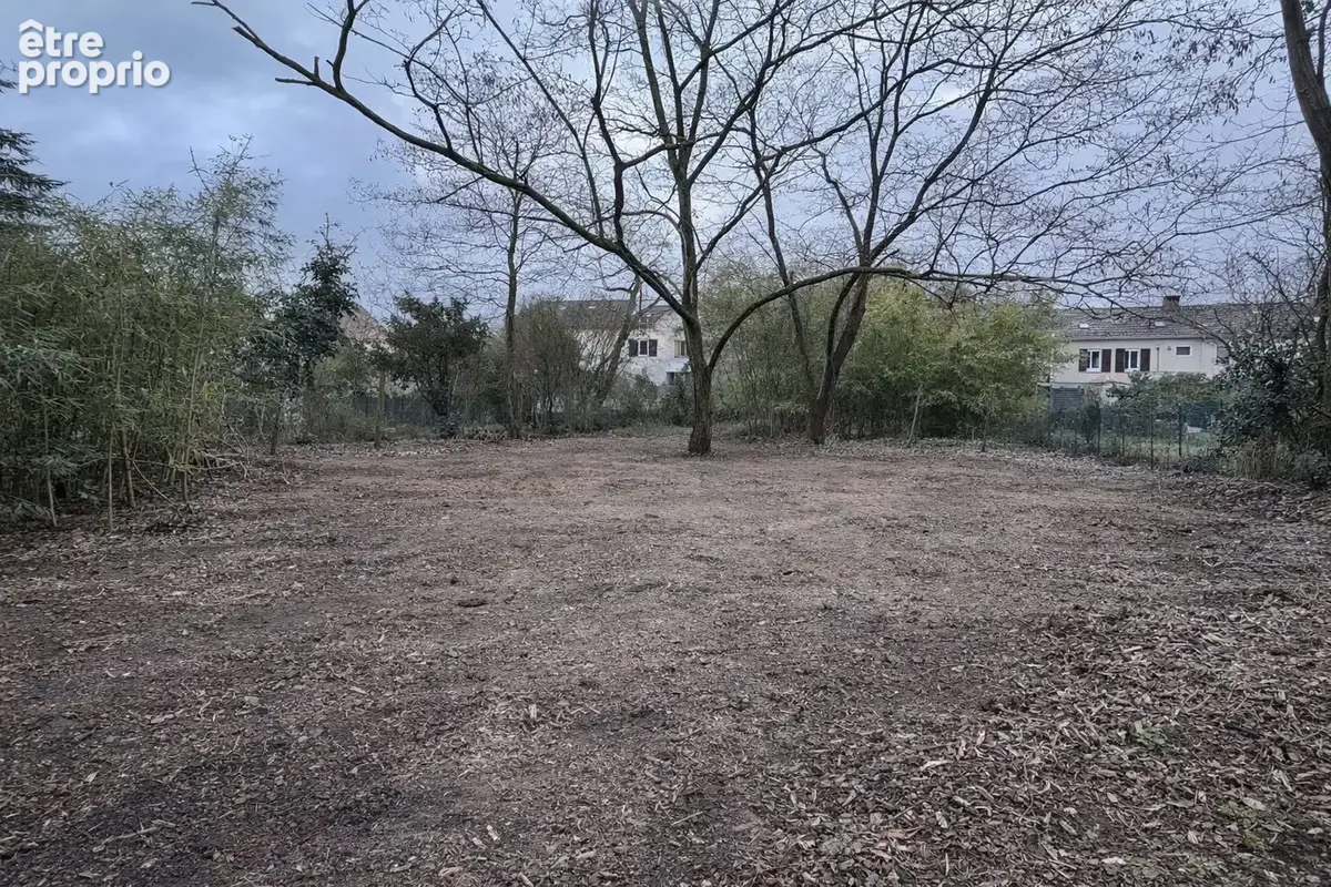 Terrain 600 m² à Vernouillet  - photo 2