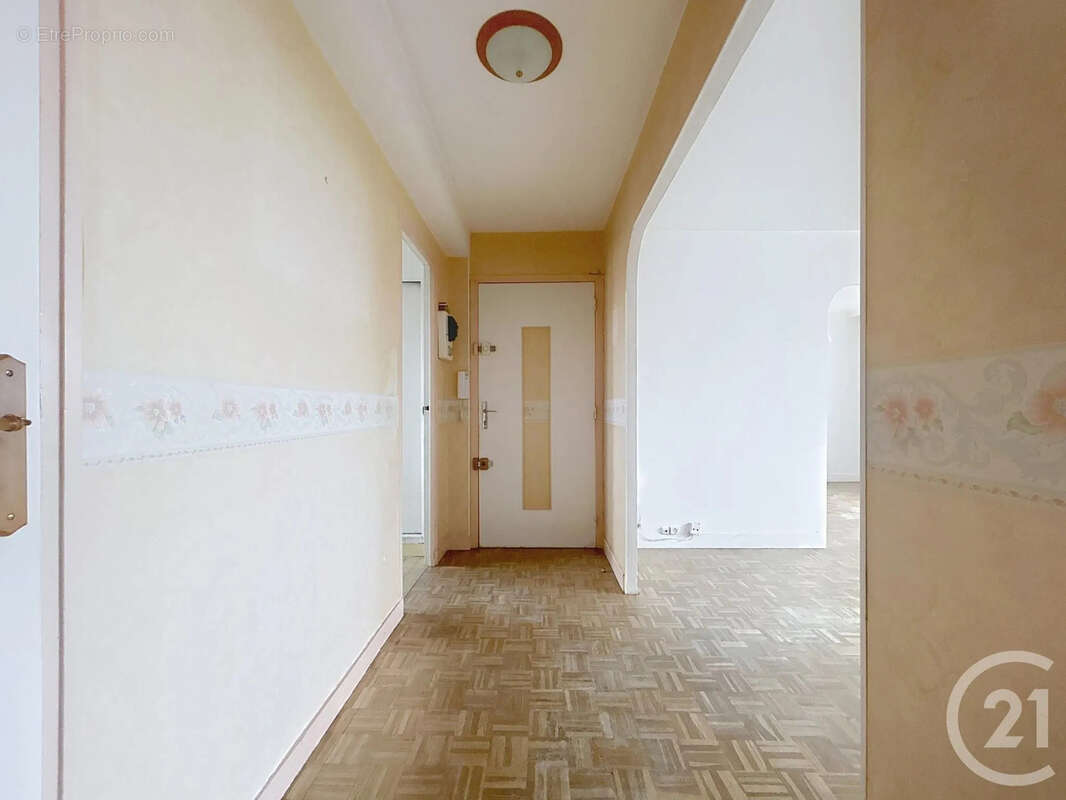 Appartement à MELUN