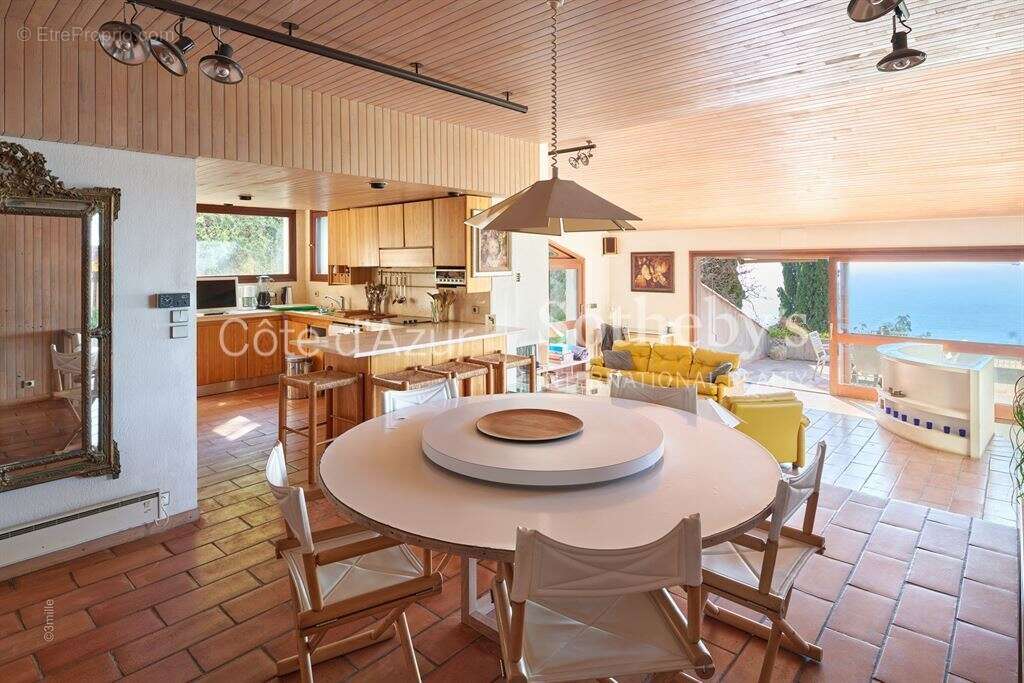 Maison à ROQUEBRUNE-CAP-MARTIN