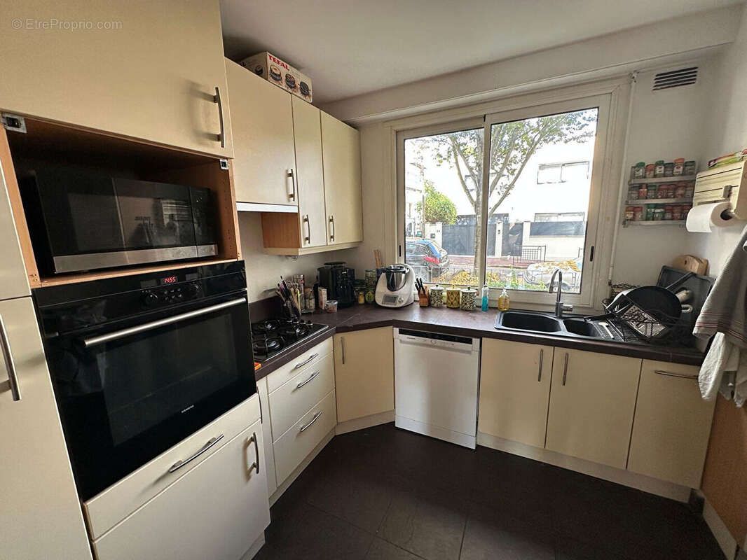 Appartement à SURESNES