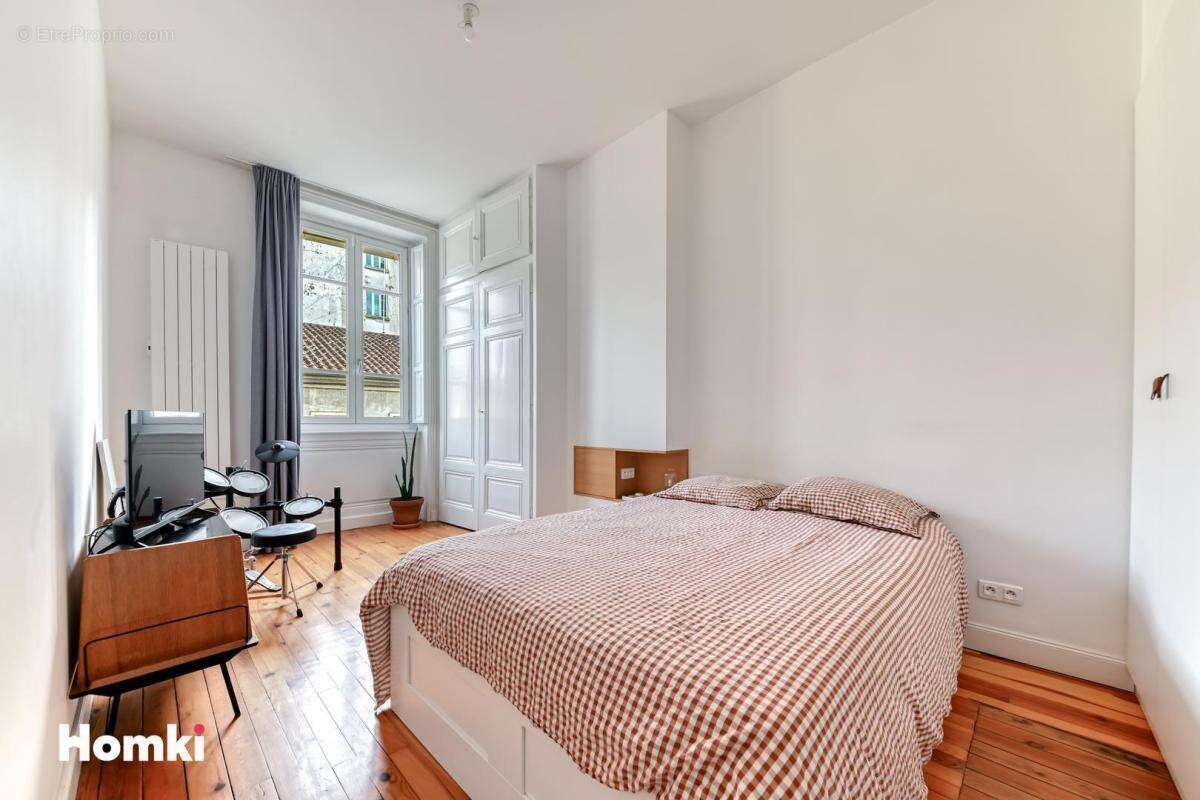 Appartement T5 de 107 m2 à Lyon 69007, Rue Chalopin - photo 9