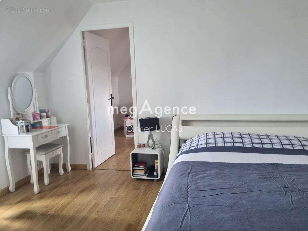 Maison à MANNEVILLE-SUR-RISLE