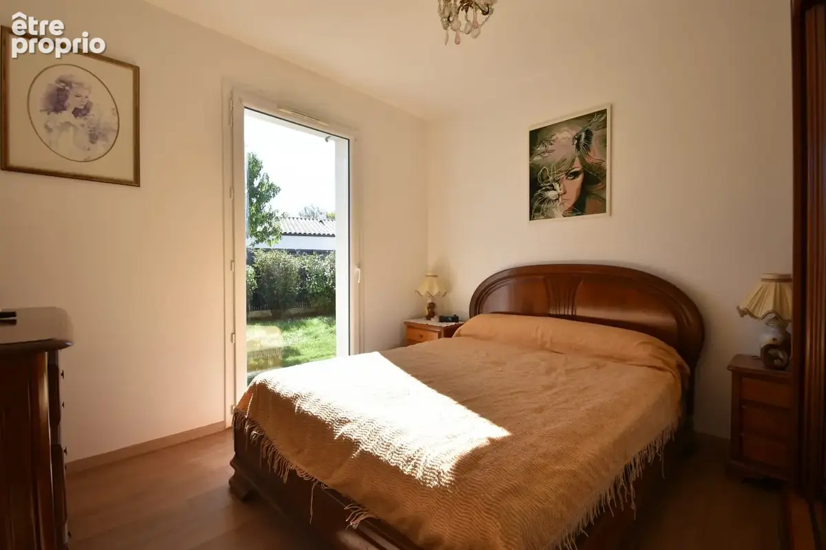 Maison 3 pièces 78 m² à vendre à Tonnay-Charente (17430) - photo 2