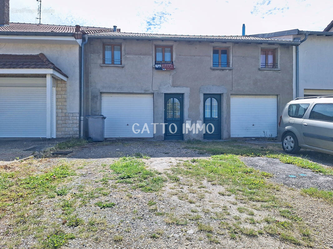 Maison à REMILLY
