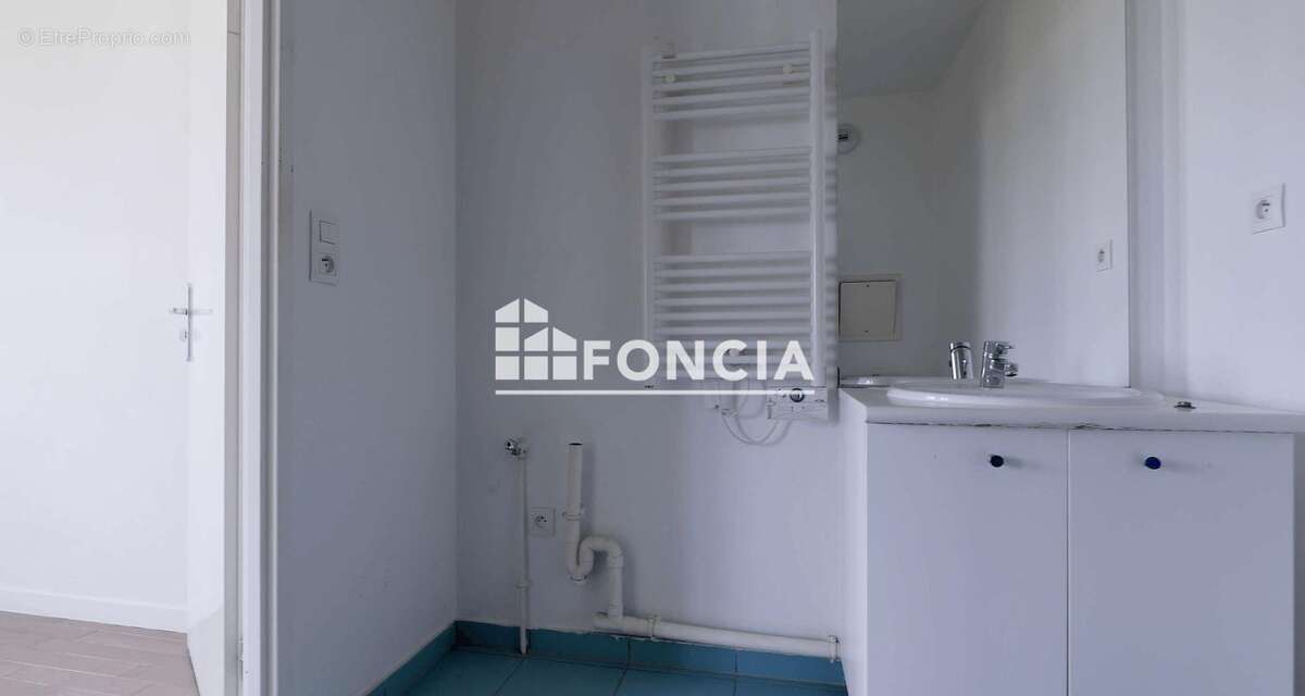 Appartement à CORBEIL-ESSONNES