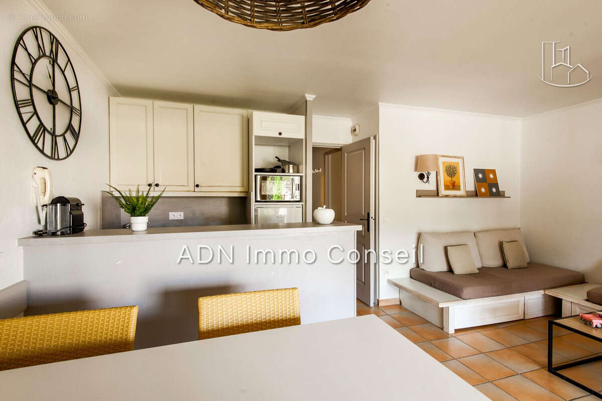 Appartement à MALLEMORT