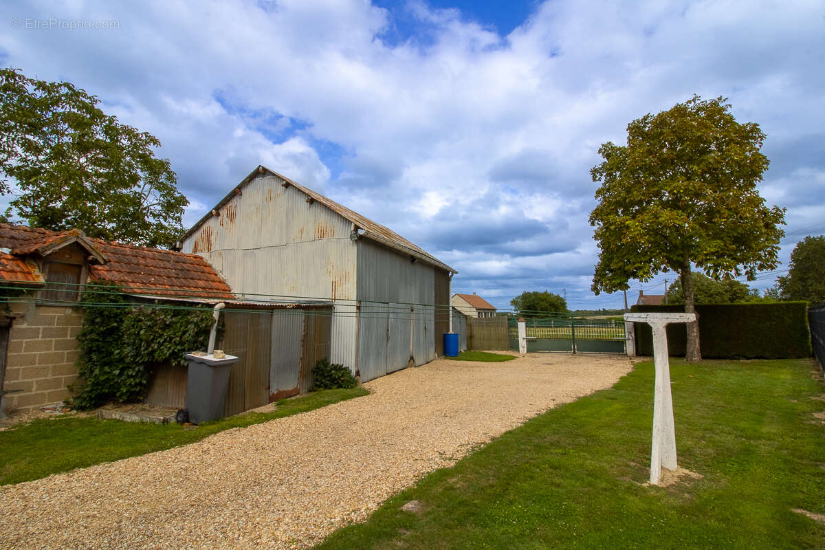 Maison à CHABRIS