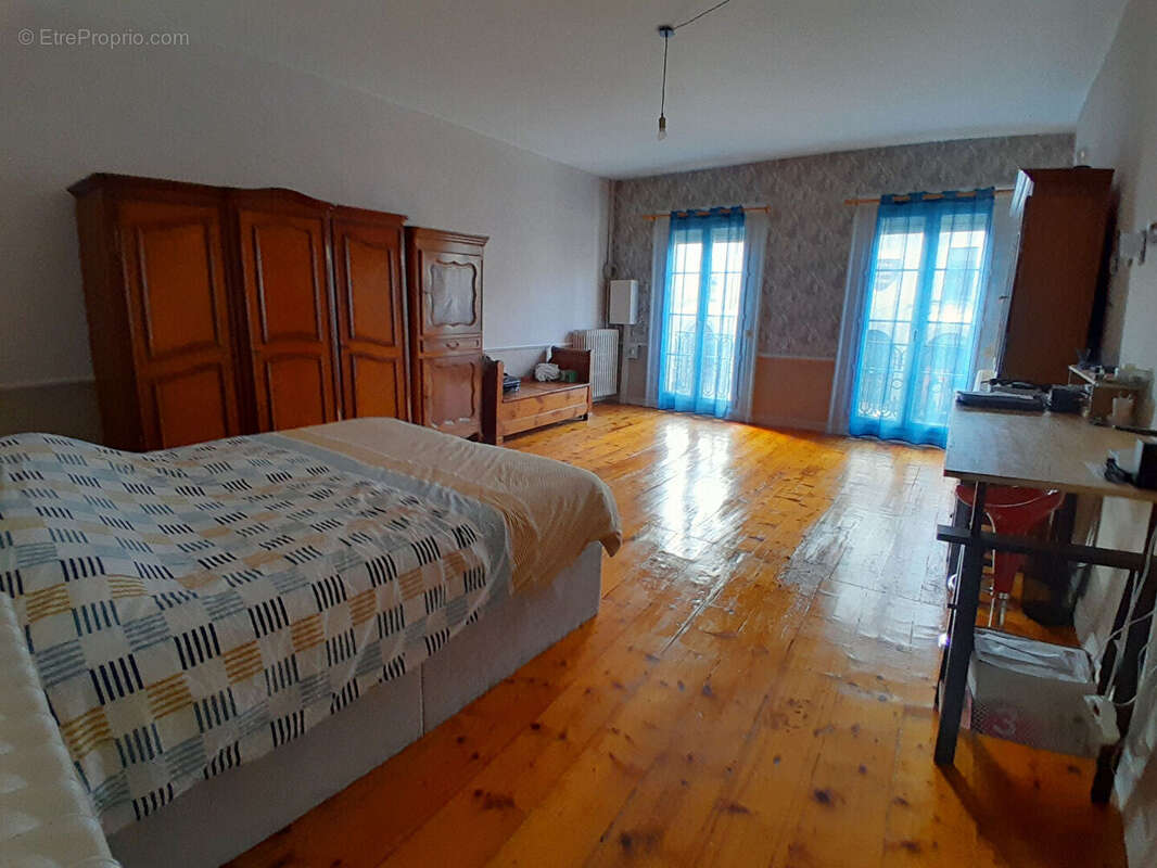 Maison à LA GUERCHE-DE-BRETAGNE