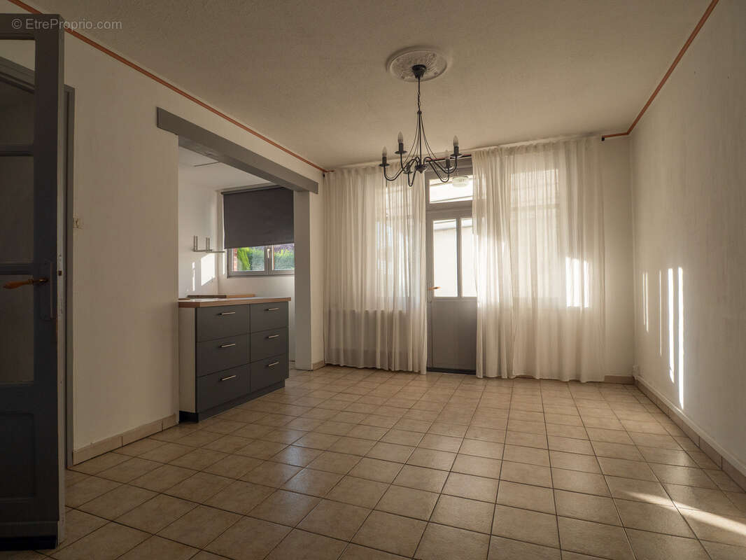 Maison à CAPPELLE-EN-PEVELE