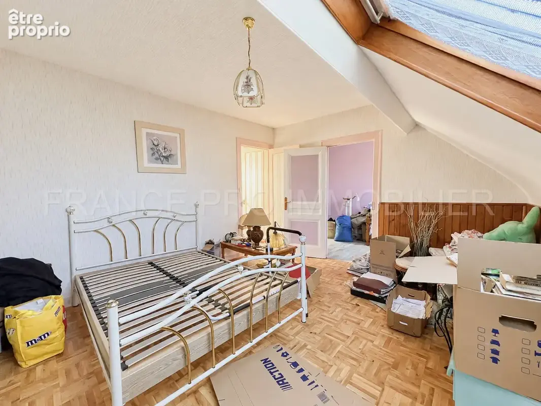 Maison à rénover de 102 m2 avec 4 chambres et jardin - photo 6