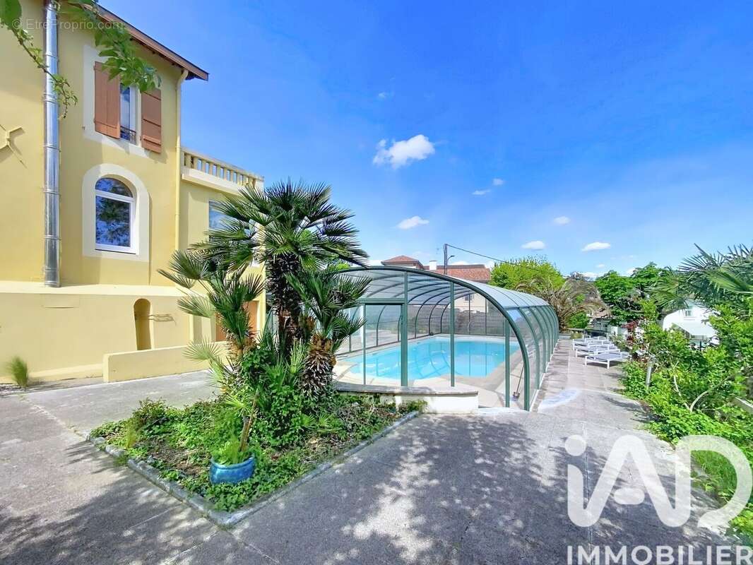 Photo 2 - Commerce à CAZAUBON