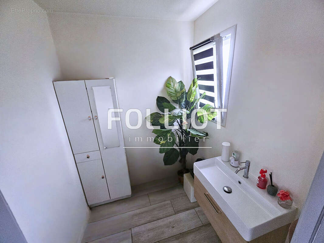 Maison à FLEURY-SUR-ORNE