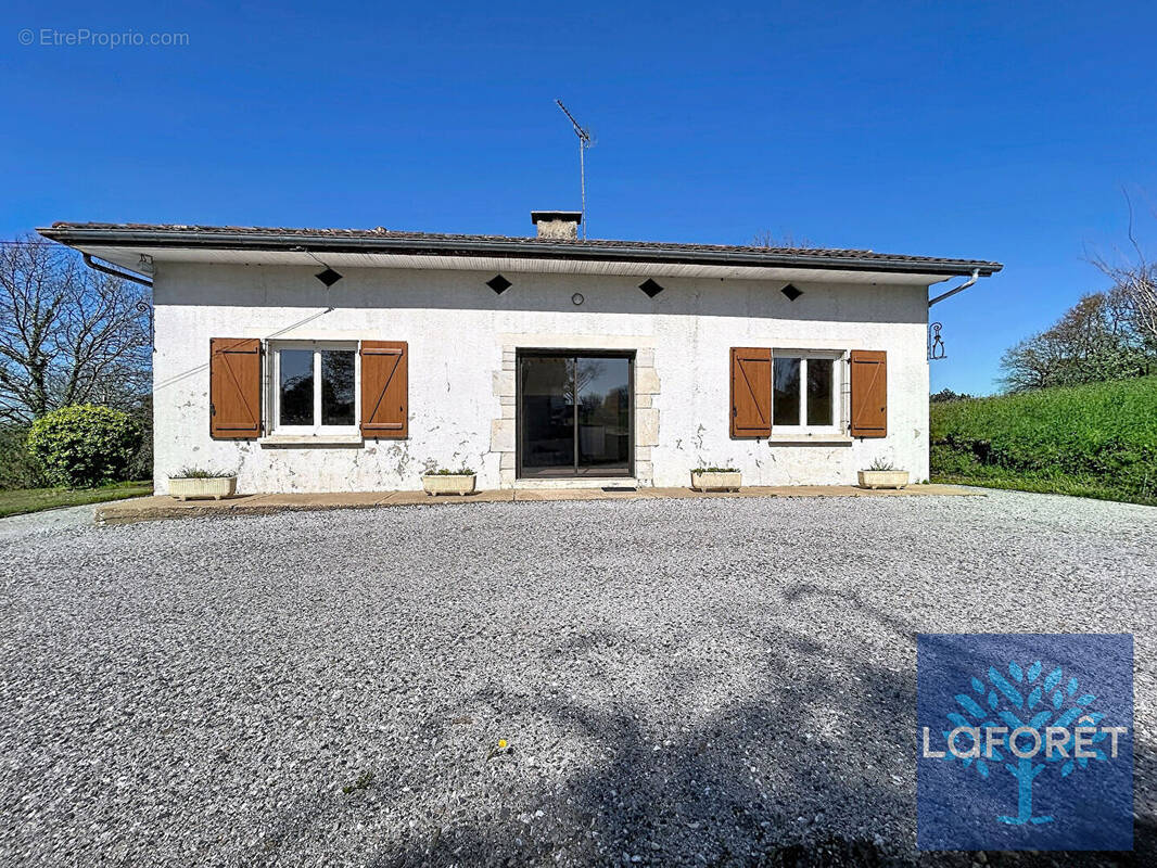 Maison à SAINT-GEOURS-DE-MAREMNE