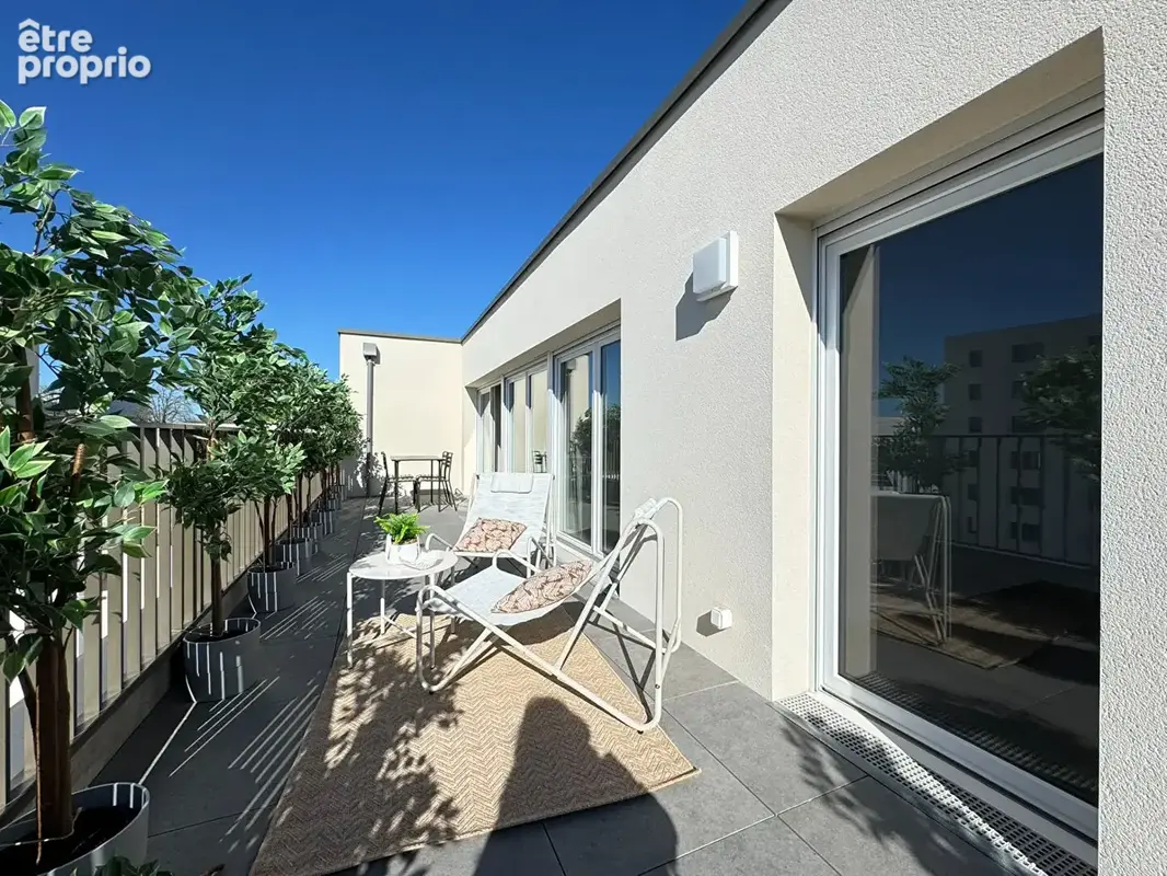 Dernier étage avec terrasse - 124 m² - hypercentre - photo 5