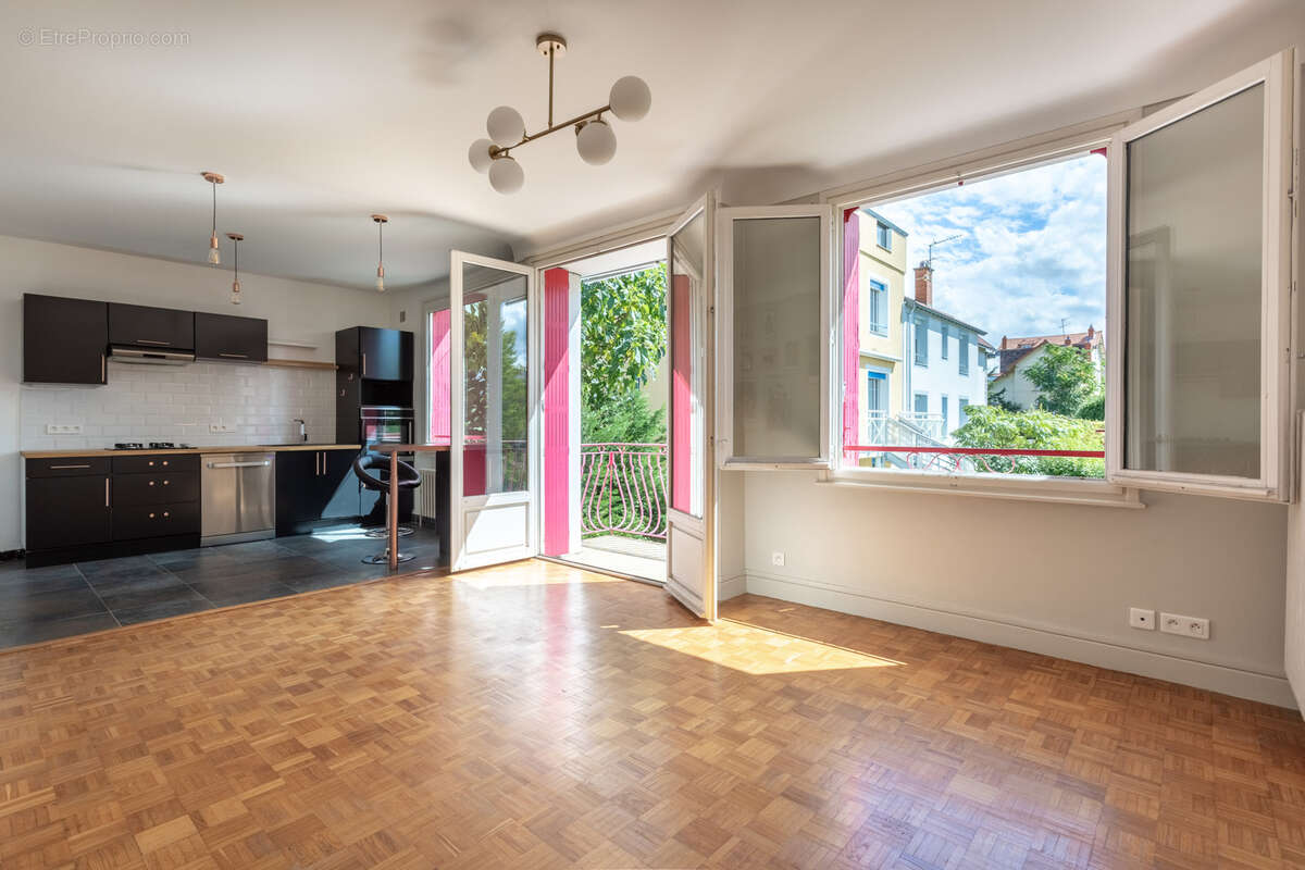 Maison à CLERMONT-FERRAND