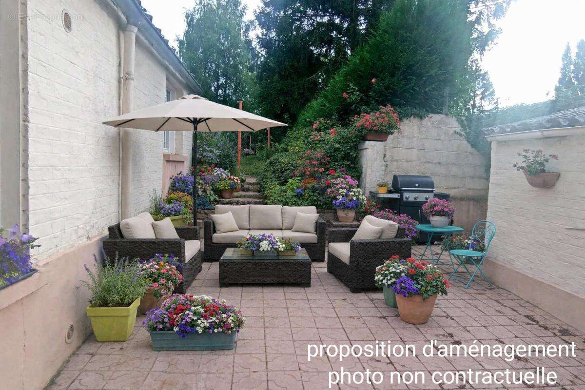 Maison 6 pièces / 102 m² / 94 000 EUR / SAINT-HILAIRE-LEZ-CAMBRAI - photo 2