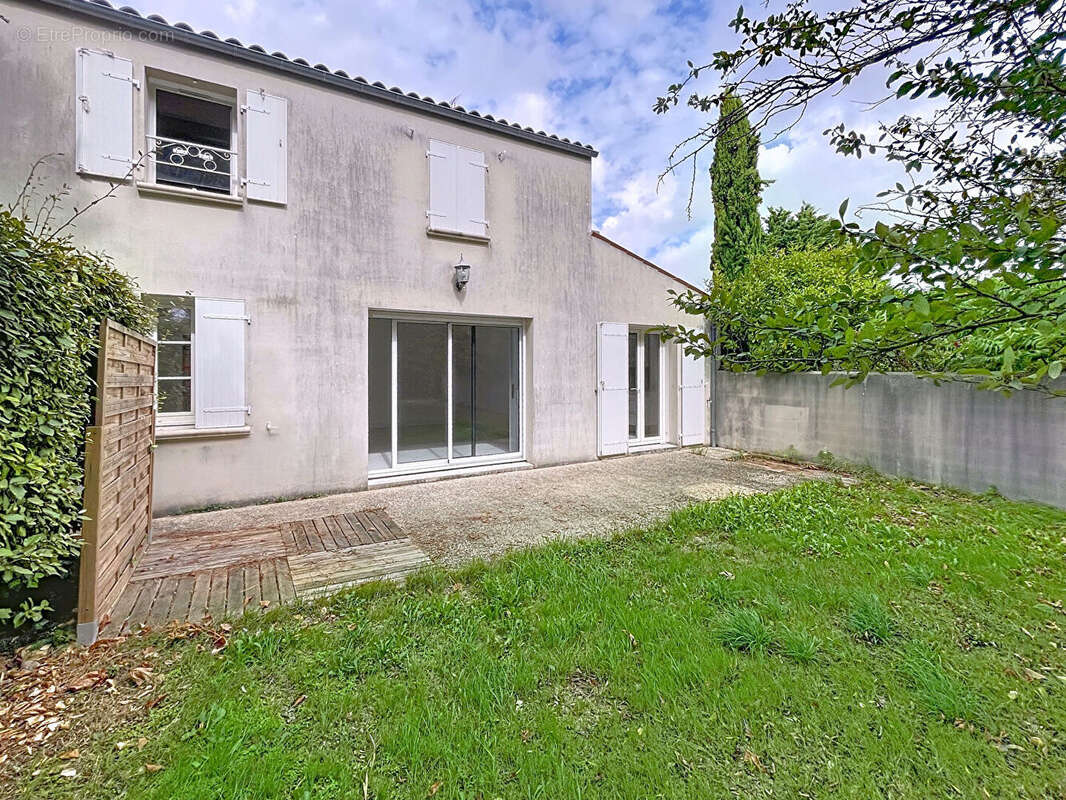 Maison à SAINT-XANDRE