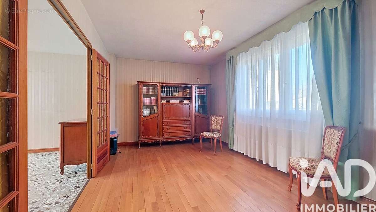 Photo 4 - Maison à YZEURE