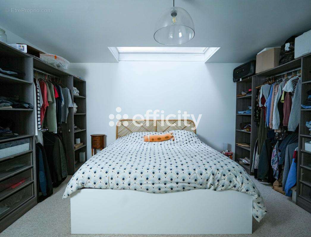 Maison à SAINT-CYR-EN-VAL