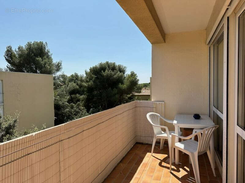 Appartement à VILLENEUVE-LES-AVIGNON