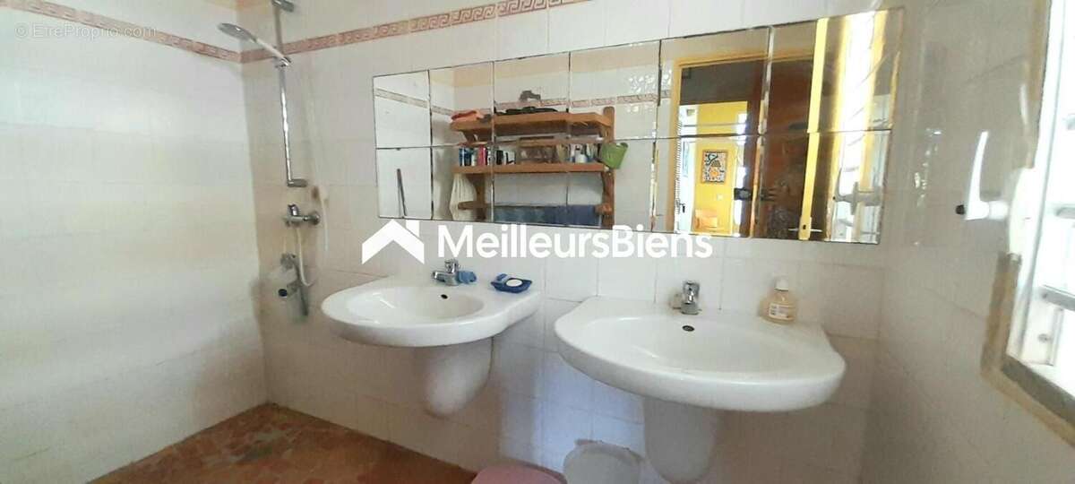 Villa 4 chambres, bureau, piscine et vaste jardin - photo 8