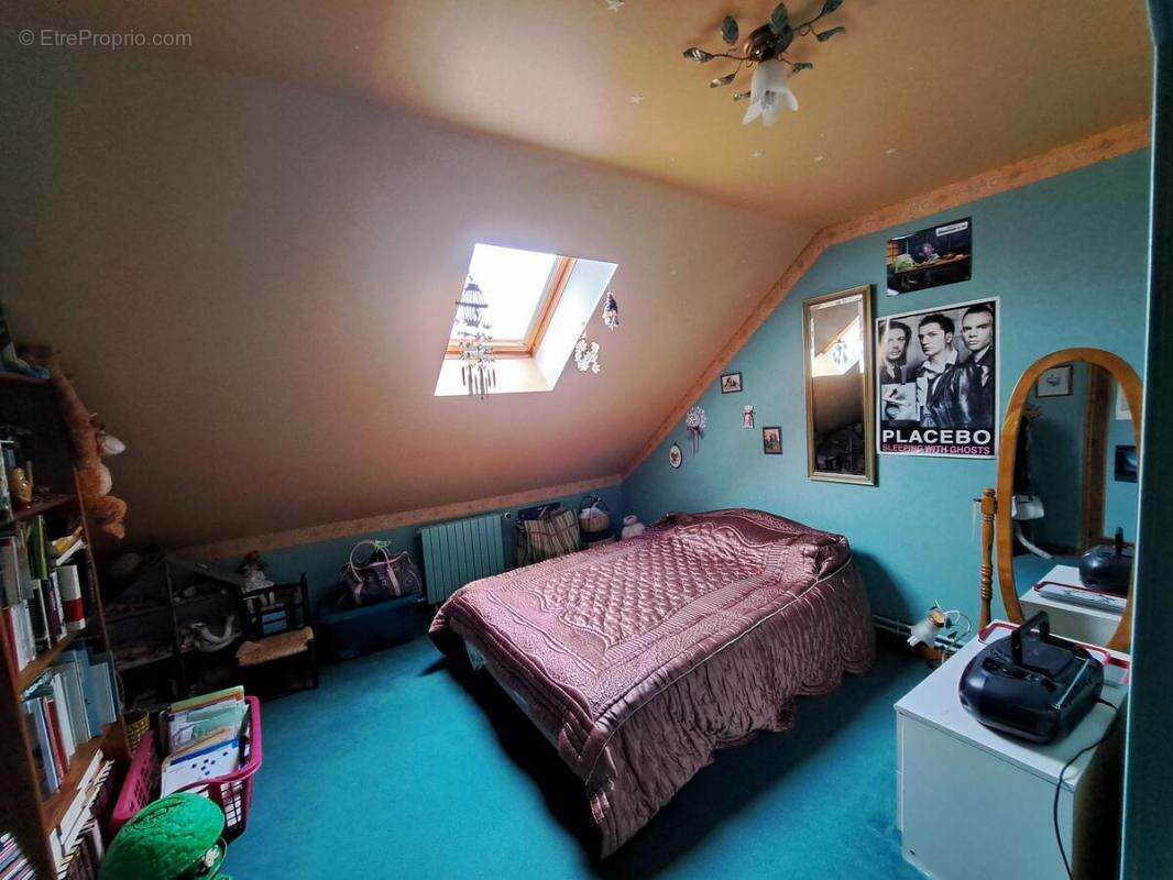 Maison à MEHUN-SUR-YEVRE