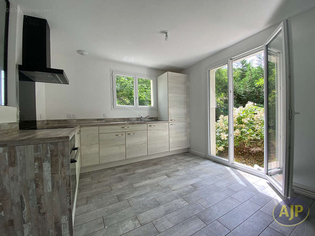 Maison 3 chambres avec Jardin - photo 5