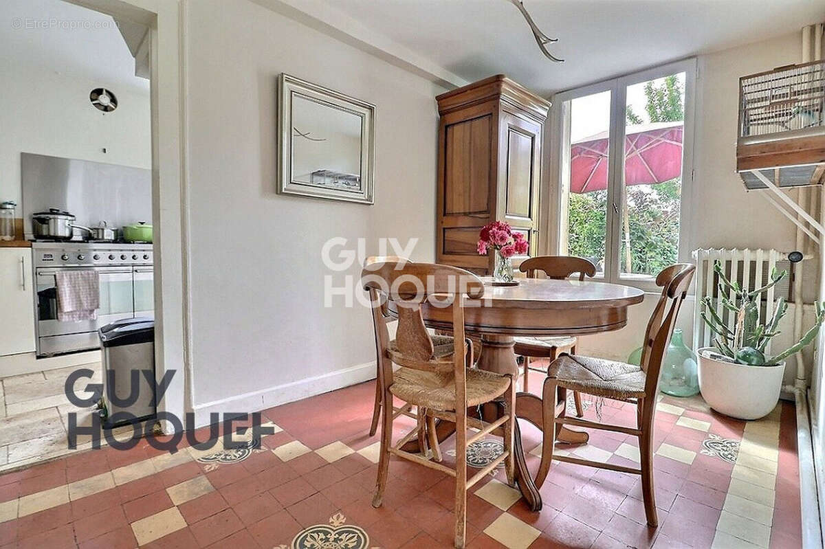 Maison à BERNAY