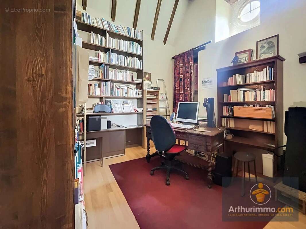 Maison à LE BUISSON-DE-CADOUIN