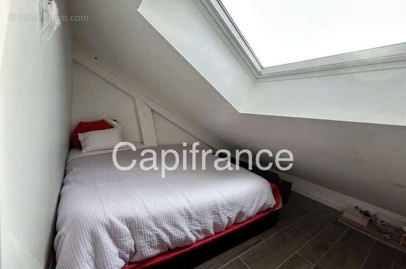 Appartement à POISY